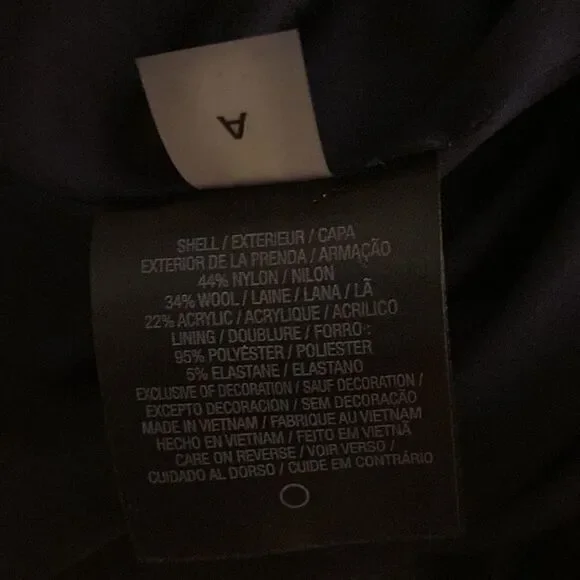 Elie Tahari Navy Tweed Wool Skirt with Asymmetrical Hem. Size 4. - Picture 9 of 9